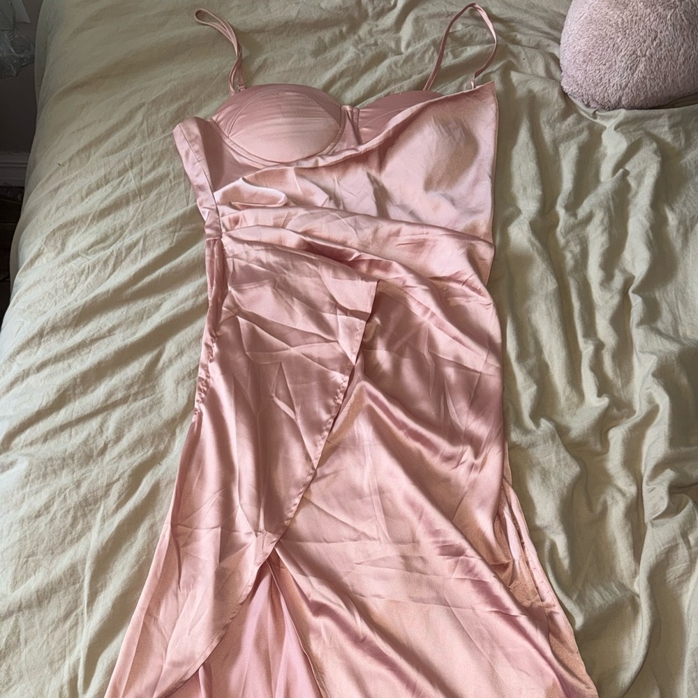 Elegant Pink Sleeveless Dress